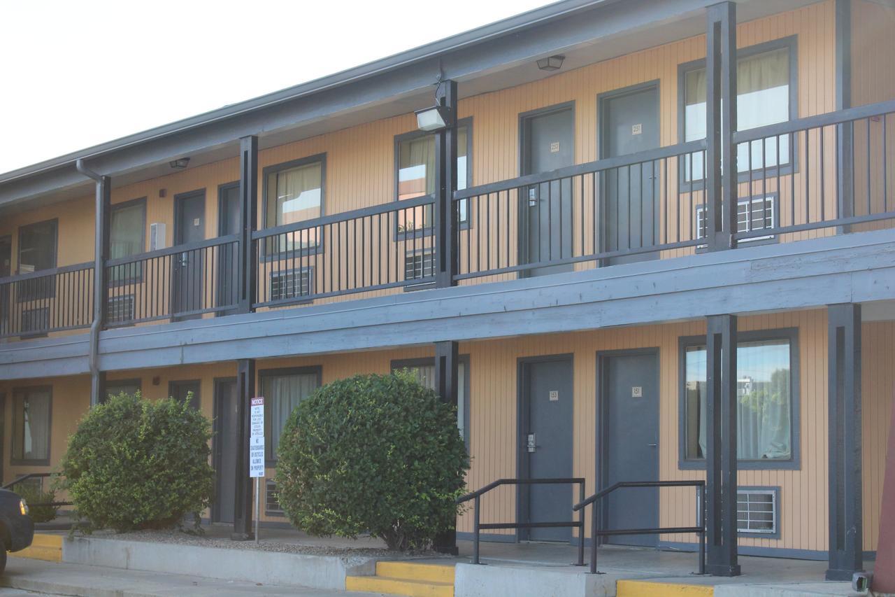 The Executive Inn & Suites 애머릴로 외부 사진